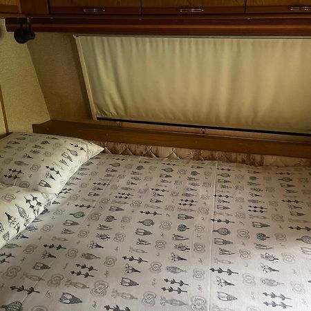 Caravanes De Provence Aiglun  외부 사진